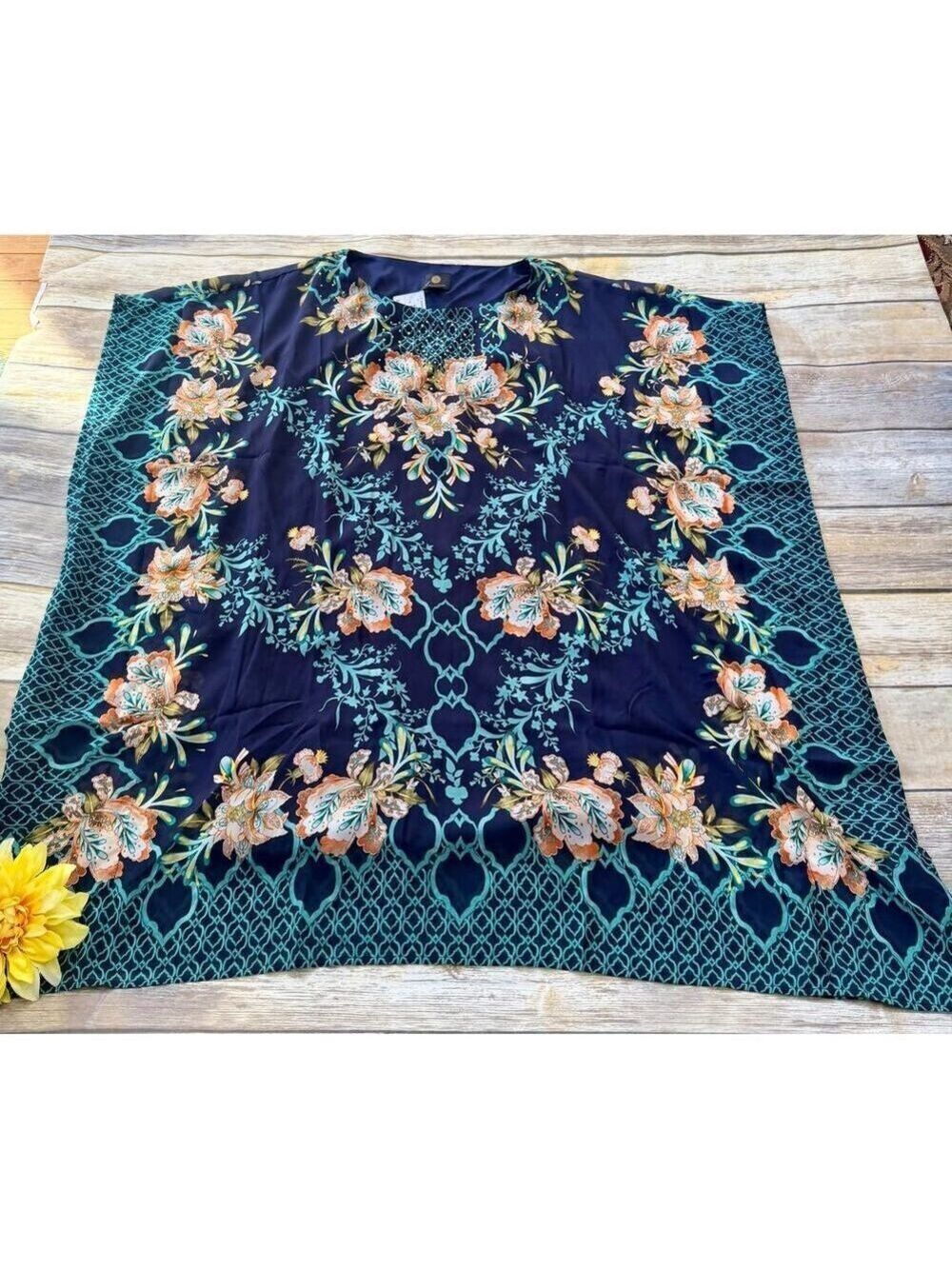 NWT NAVY FLOWER CAFTAN-SIZE SMALL